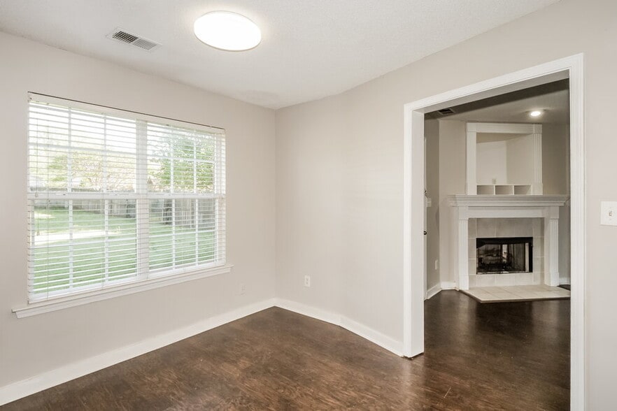 Building Photo - 11626 Mahogany Dr