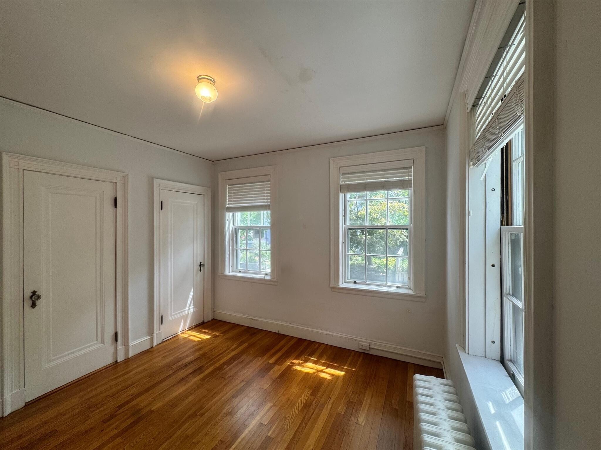 Building Photo - 77 Martin St