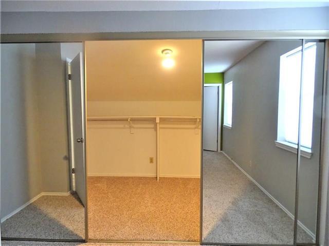 Building Photo - 2252 Jackson Cir
