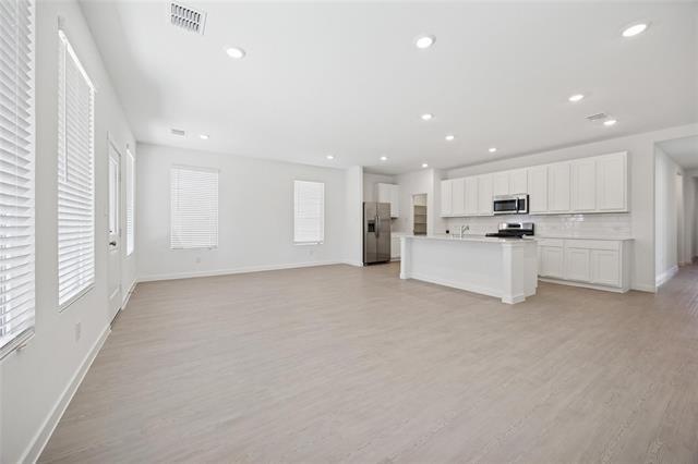 Building Photo - 10013 Warlander Dr