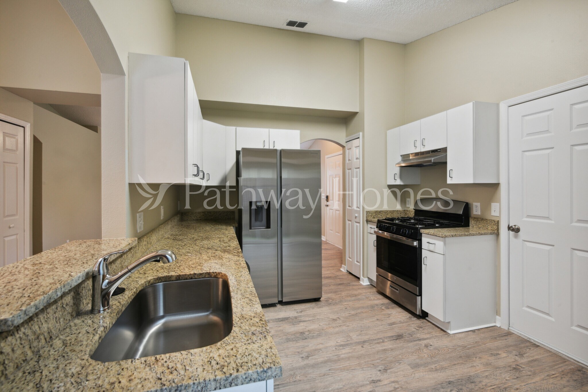 Building Photo - 8612 Claiborne Ct