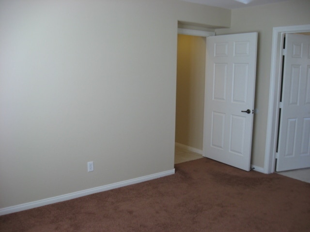 Building Photo - Beautiful, Spacious Four Bedroom + Loft Ho...