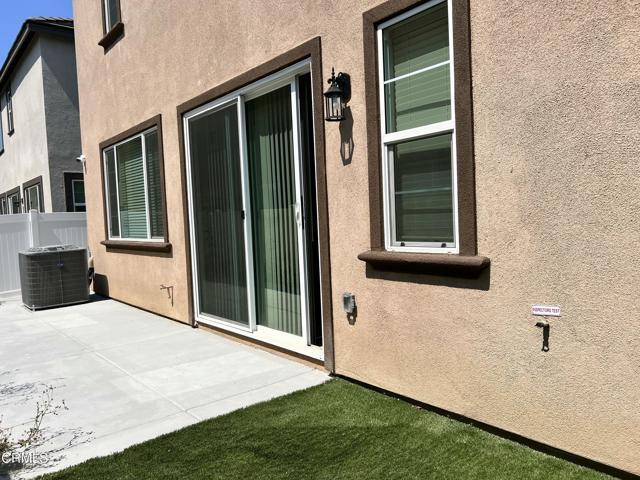 Building Photo - 40493 Birchfield Dr