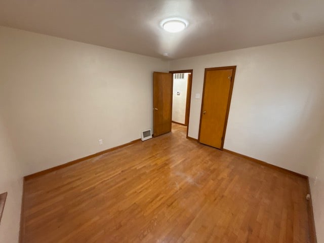 Building Photo - 1001 Loekes Dr