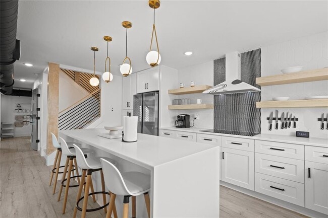 Building Photo - 604 Calico Jack Cove