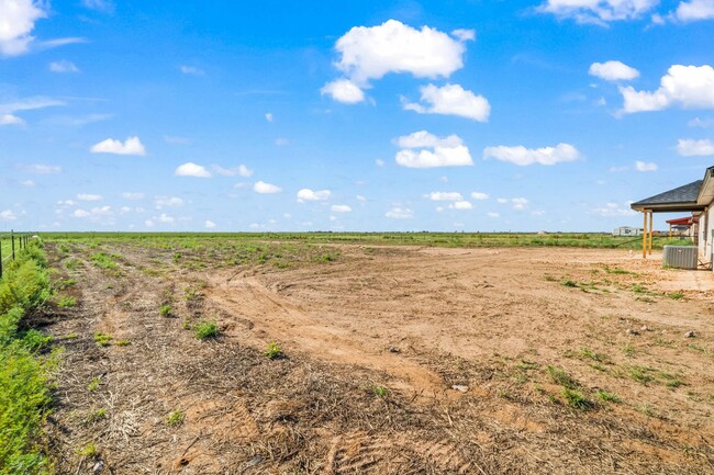 Building Photo - Country Living In Roosevelt ISD!