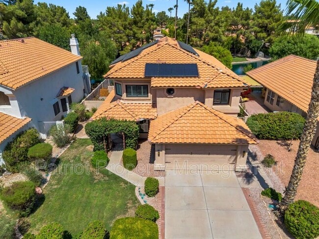 Building Photo - 1575 S Pennington Dr