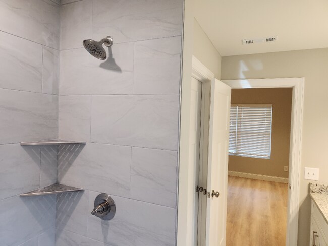 Building Photo - 64 Lumpkin Co Park Rd