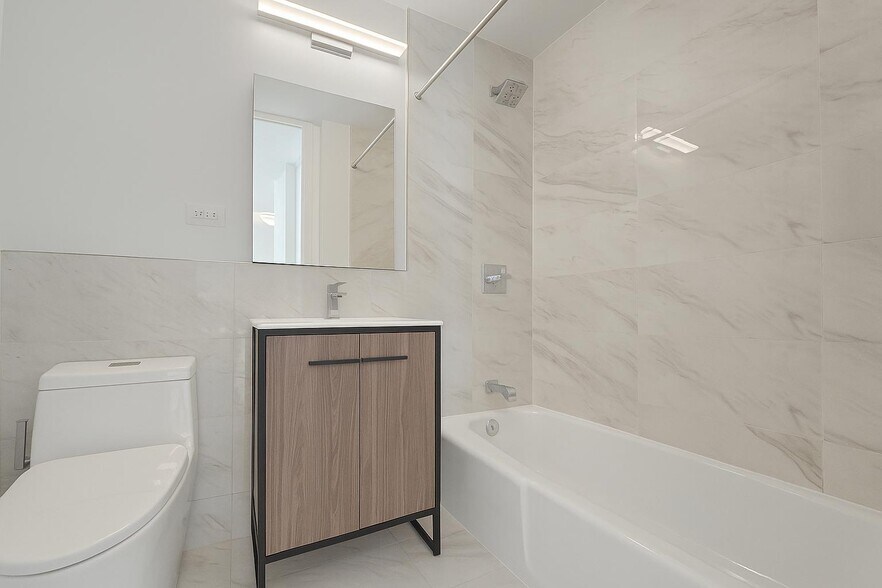 Building Photo - 1735 York Ave