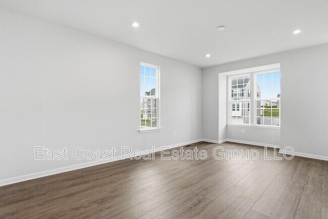 Building Photo - 105 Dripping Spring Dr