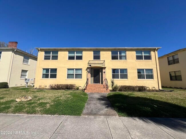 Building Photo - 1781 River Rd