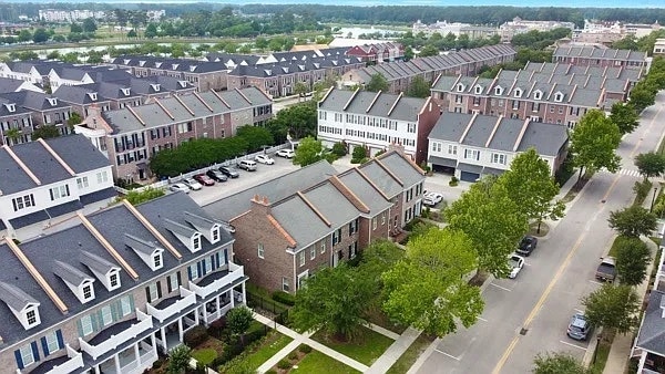 Building Photo - 951 Hendrick Ave