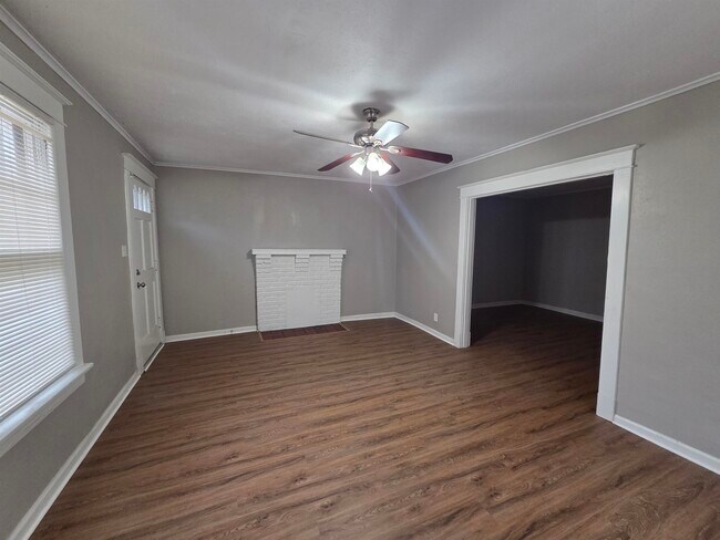 Building Photo - 3554 Faxon Ave