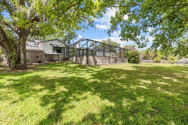 Building Photo - 11218 Creek View Dr