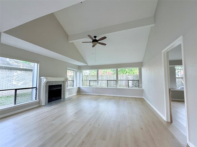 Building Photo - 13535 Gaby Virbo Dr