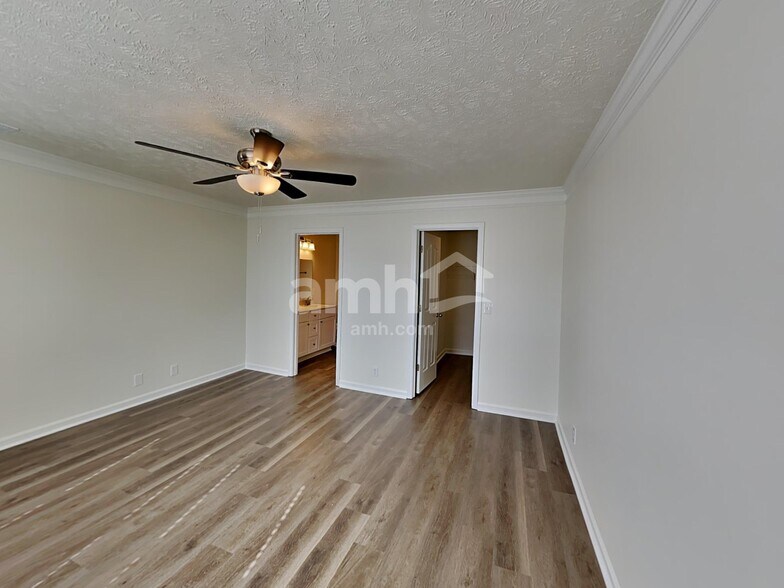 Building Photo - 3411 Perlino Dr