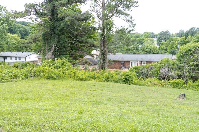 Building Photo - Welcome to 7855 Basswood Drive, your perfe...