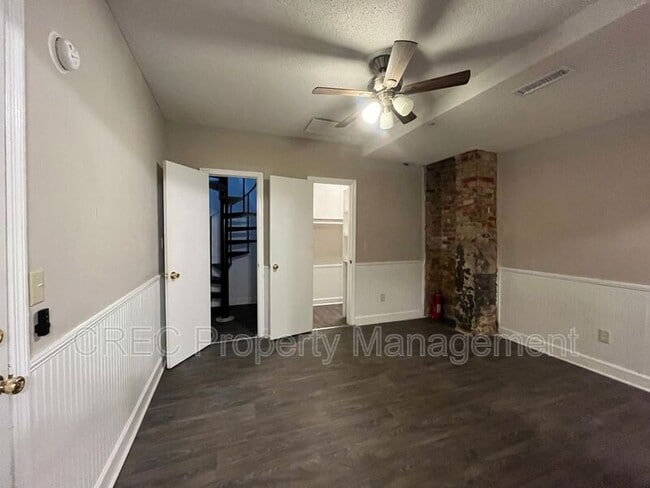 Building Photo - 3 Franklin St