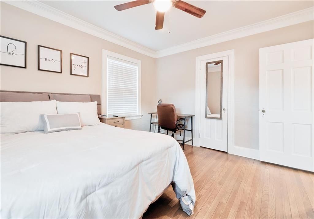 Building Photo - 1074 Jefferson Ave