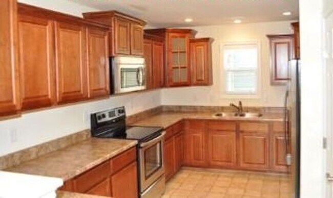 Building Photo - Quality Home Management