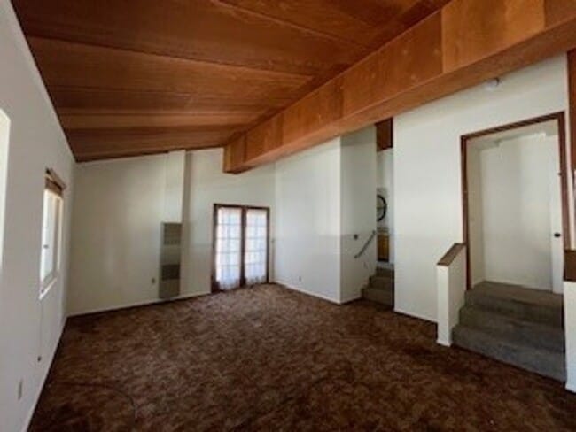 Building Photo - One of Kind 4 bedroom, 2 bath house with P...