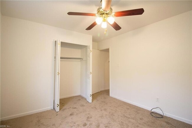 Building Photo - 1343 W 39th St