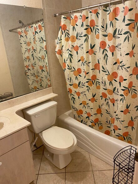 Building Photo - 11812 D Allyon Dr
