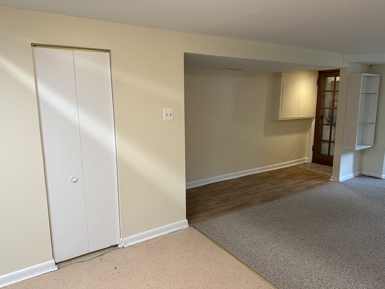 Same toward entrance - 1336 Kenyon St NW