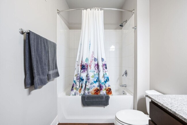 Building Photo - 235 S Delaware St