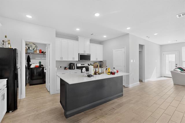 Building Photo - 1720 Barnwood Trce