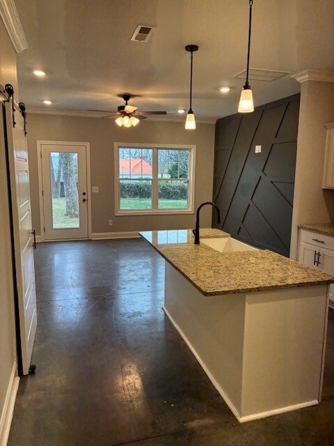 Building Photo - 744 Gracey Ave