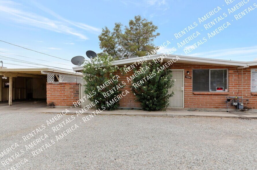 Building Photo - 404 E Yavapai Rd