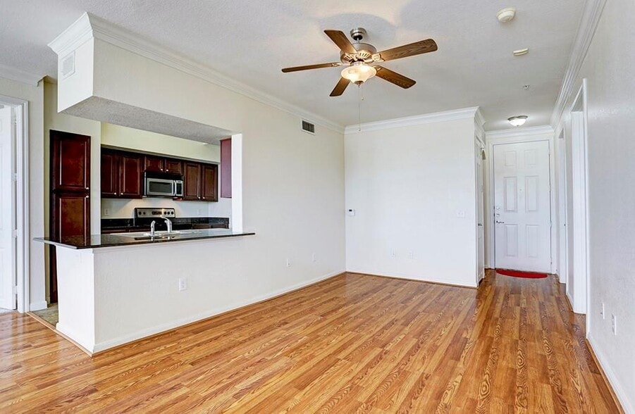 Living Room - 7575 Kirby Dr