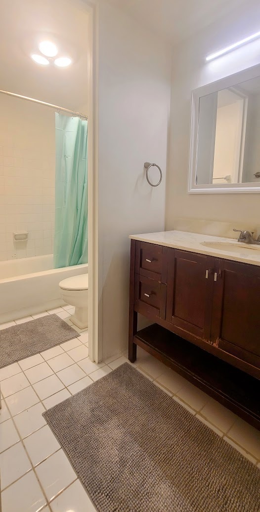 Bathroom with vanity area and shower/tub and toilet area. - 3 Island Ave