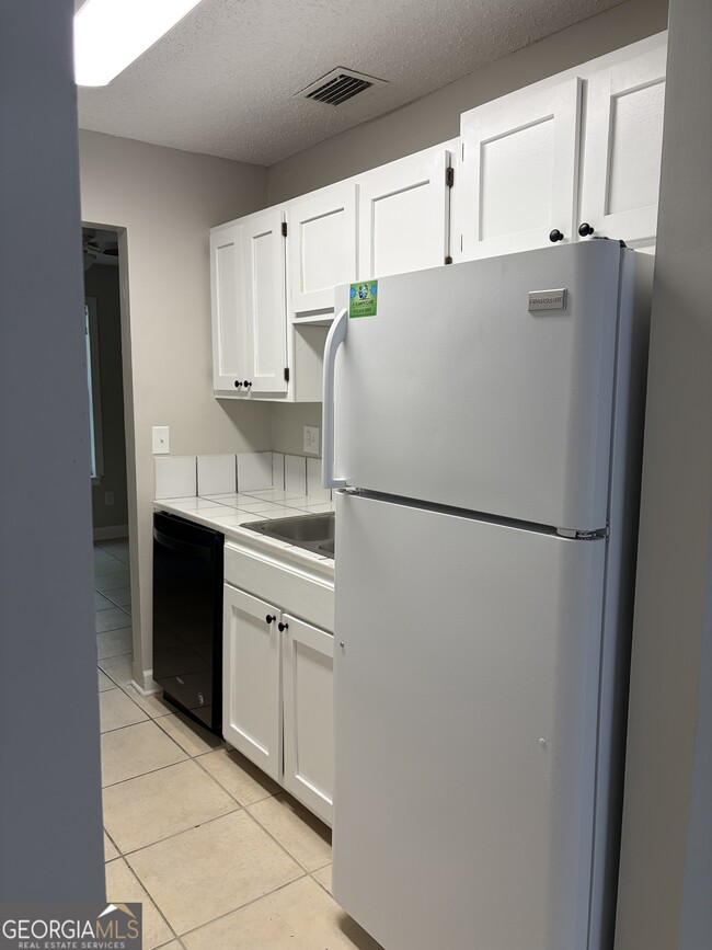 Building Photo - 724 Morningside Ln