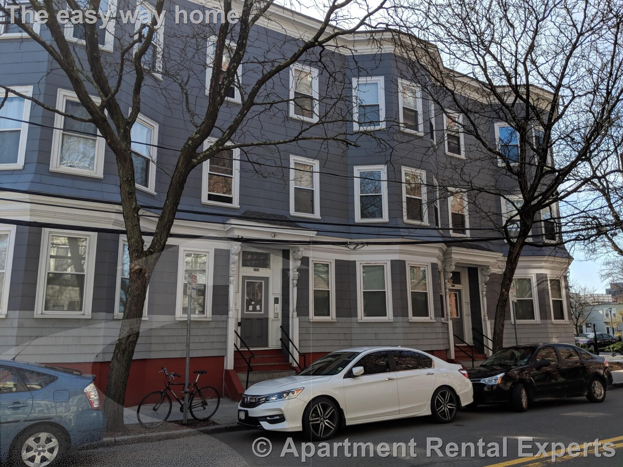 Building Photo - 254 Windsor St