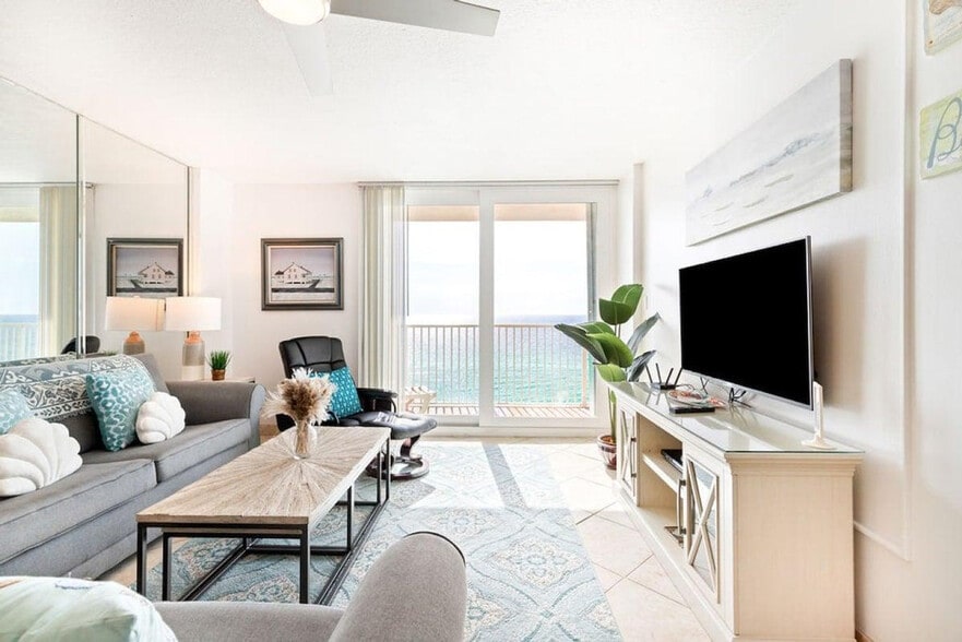 Building Photo - 3768 E County Hwy 30A