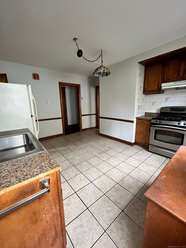 Building Photo - 267 Grandview Terrace