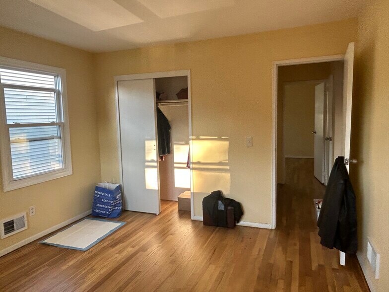 Building Photo - 24 Huron Ave