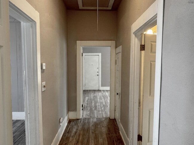 Building Photo - 1504 Austin St