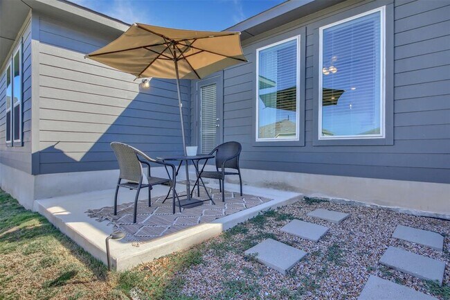 Building Photo - 6510 Teramo Ter