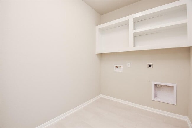 Building Photo - 2642 Settler Hl Dr