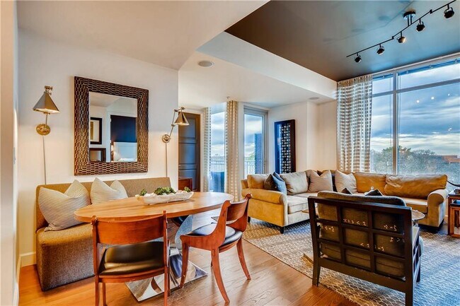 Building Photo - 1820 Peachtree Rd NW