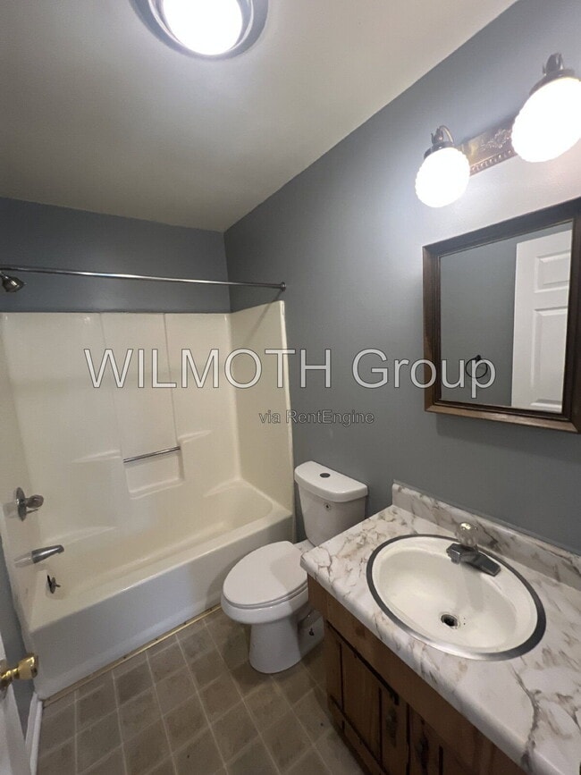 Building Photo - 1310 Millerwood Dr