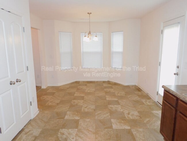 Building Photo - 301 Hidden Timber Ln