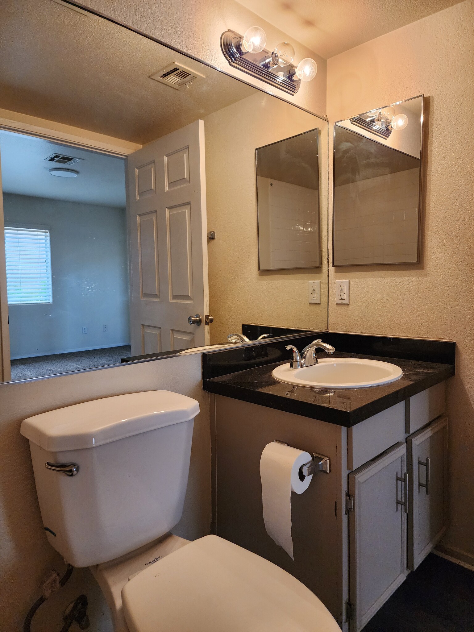 Building Photo - 2233 James Bilbray Dr