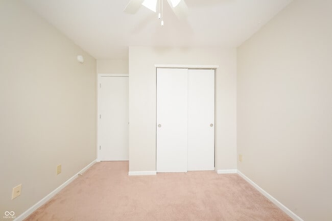 Building Photo - 1330 Central Park Dr