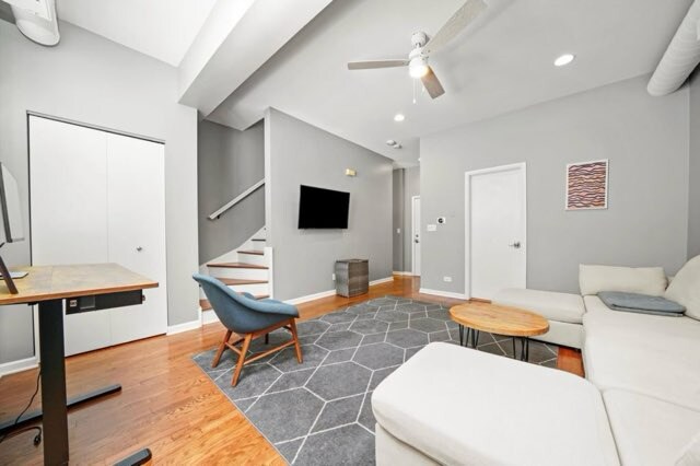 Building Photo - 2231 N Lister Ave