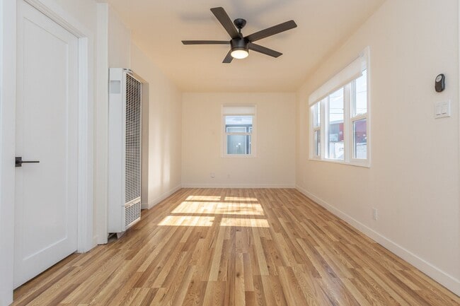 Building Photo - Quaint Remodeled 1 Bed / 1 Bath Bungalow in Normal Heights!