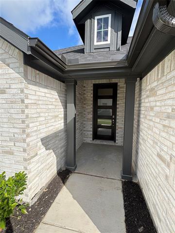 Building Photo - 2138 Martins Pond Rd